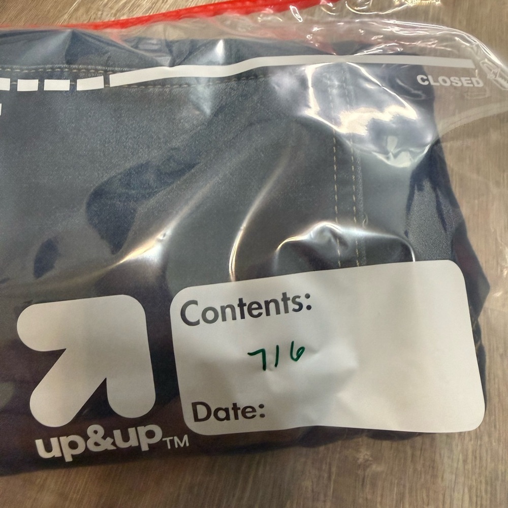 NWT GAP High Rise Denim Girlfriend Utility Joggers Small - Picture 14 of 14